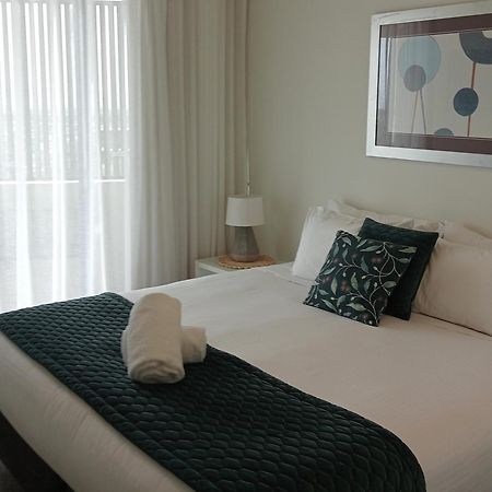 Alexandra On The Pacific Aparthotel Mooloolaba Exterior foto