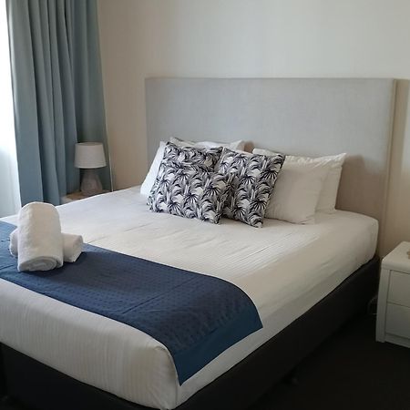 Alexandra On The Pacific Aparthotel Mooloolaba Exterior foto