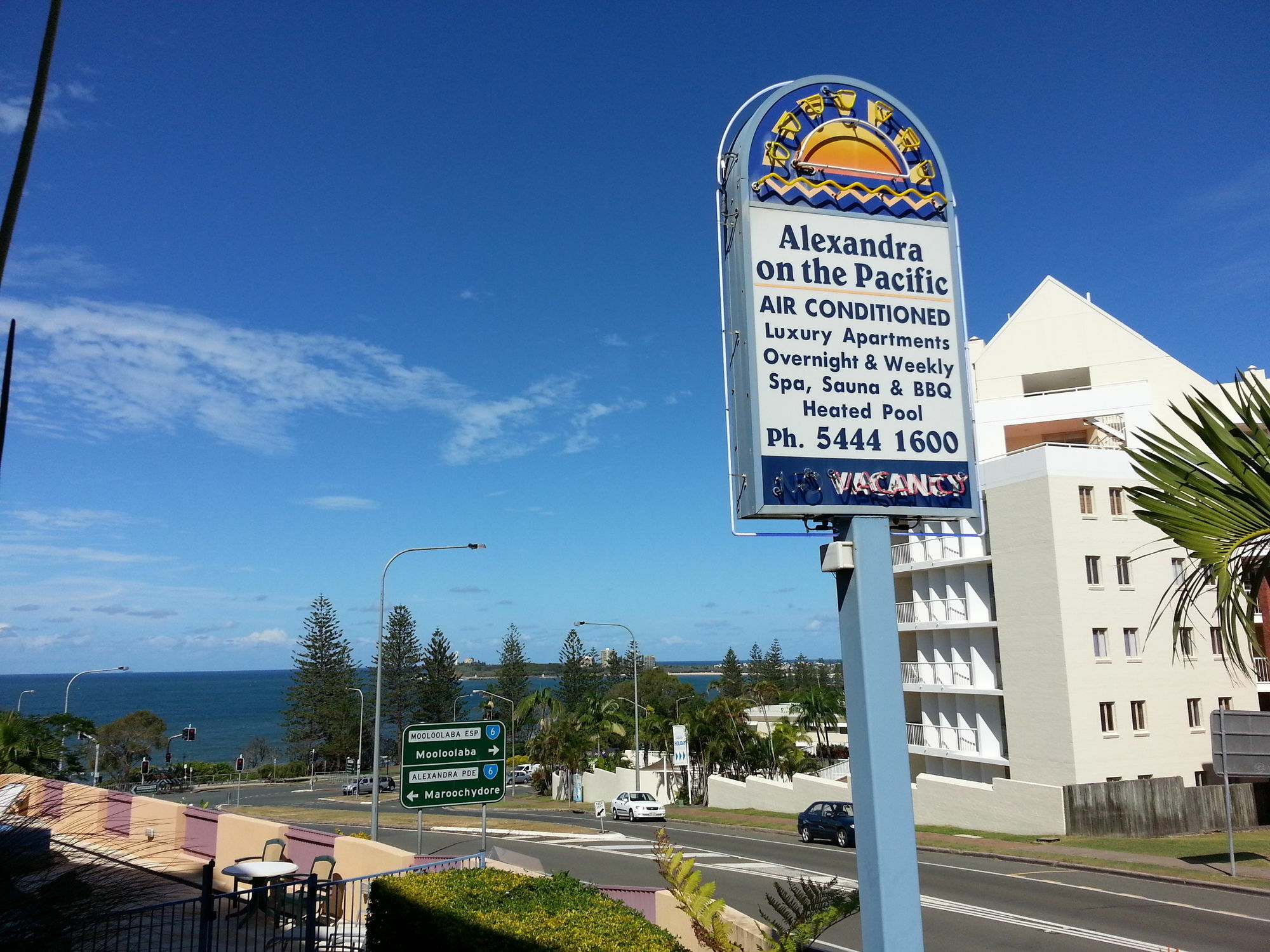 Alexandra On The Pacific Aparthotel Mooloolaba Exterior foto